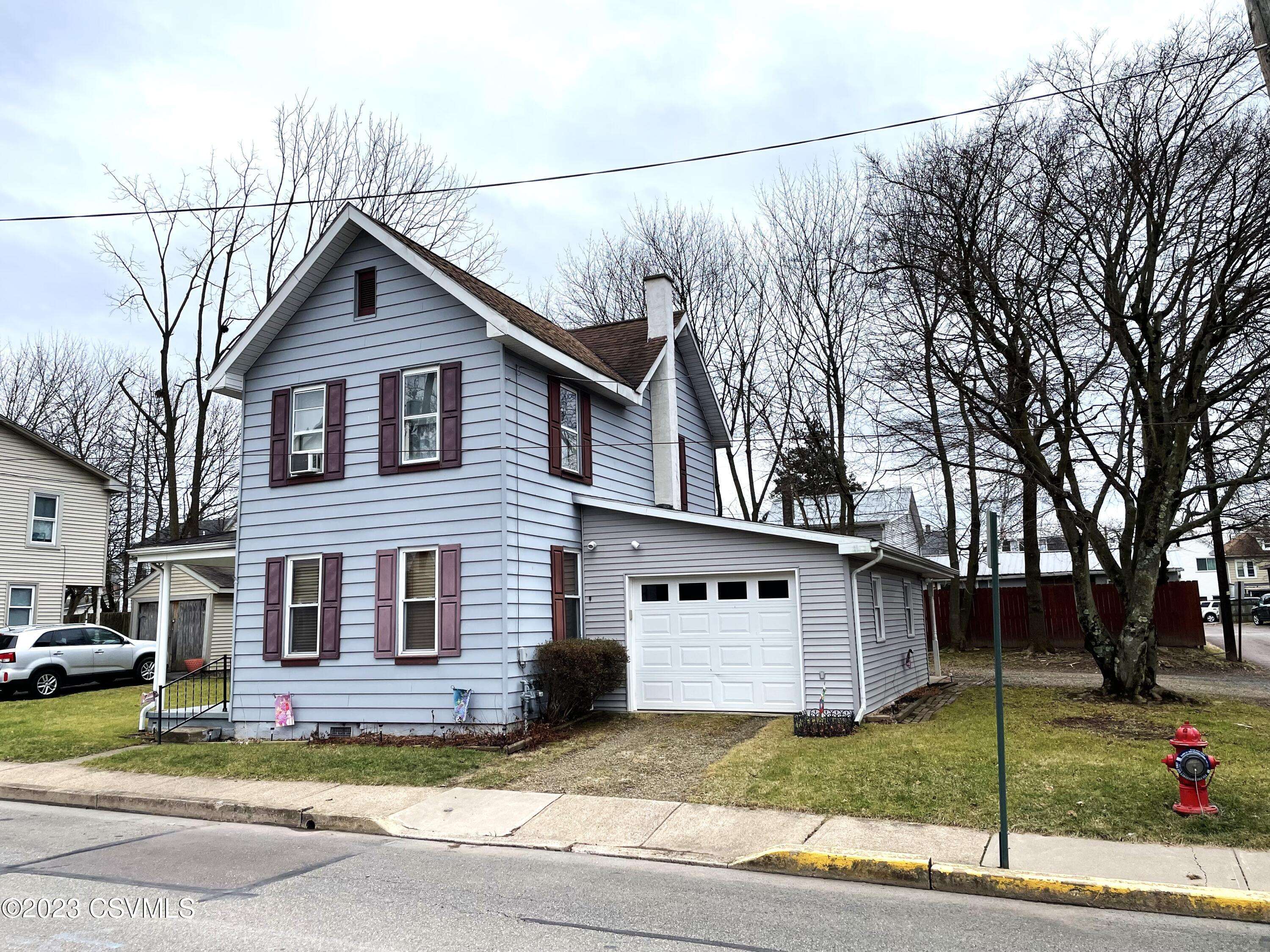 466 W 1ST ST, Bloomsburg, PA 17815