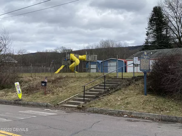 Nanticoke, PA 18634,322-324 FRONT ST