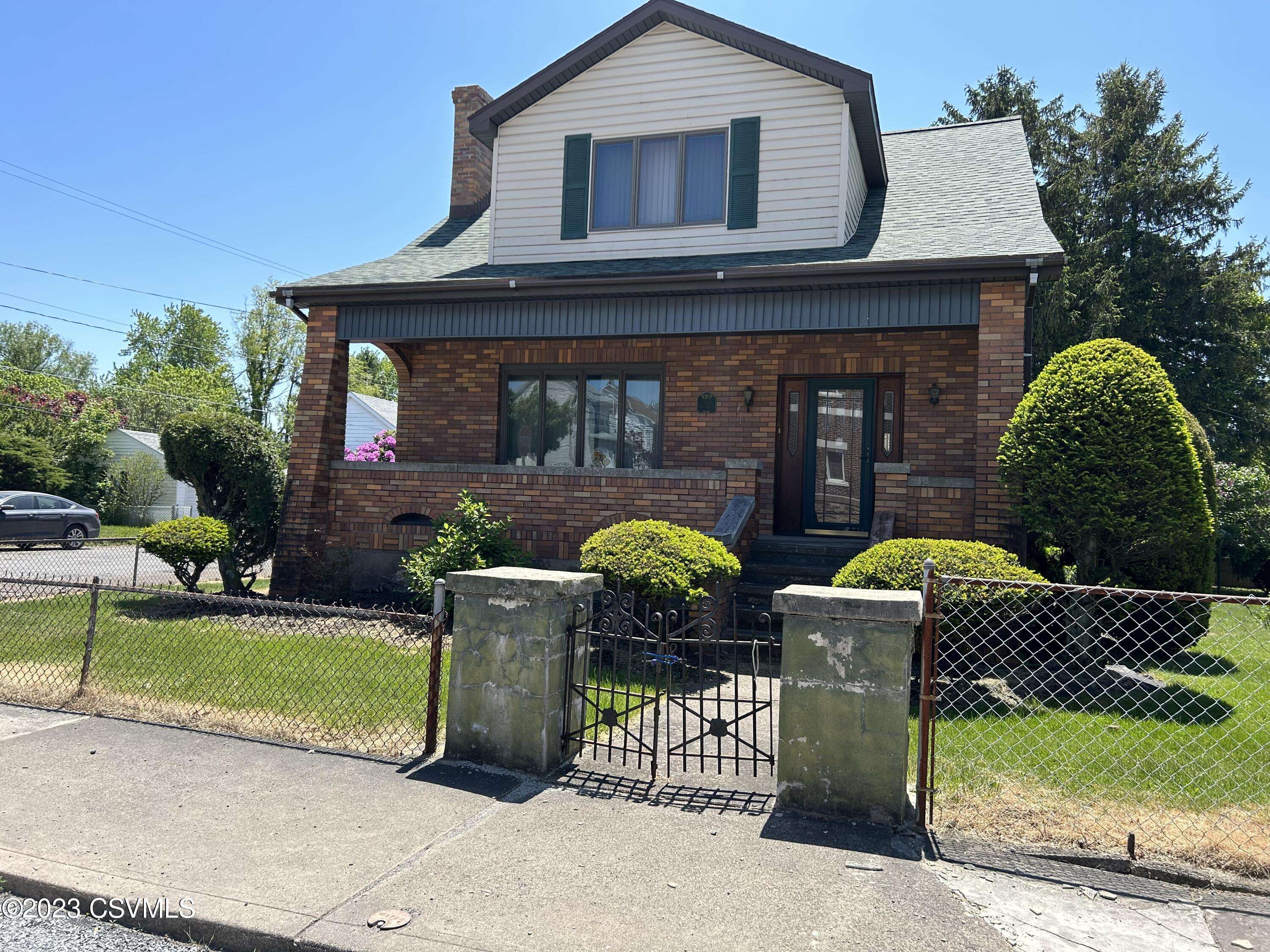 Tresckow, PA 18254,2 W OAK ST