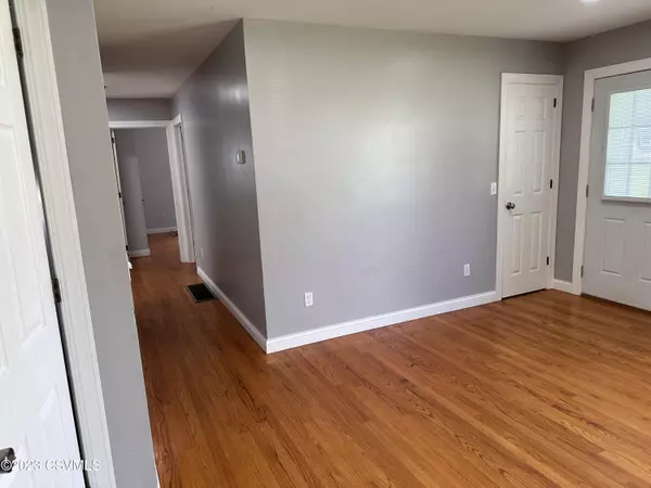 Berwick, PA 18603,607 HILLSIDE DR