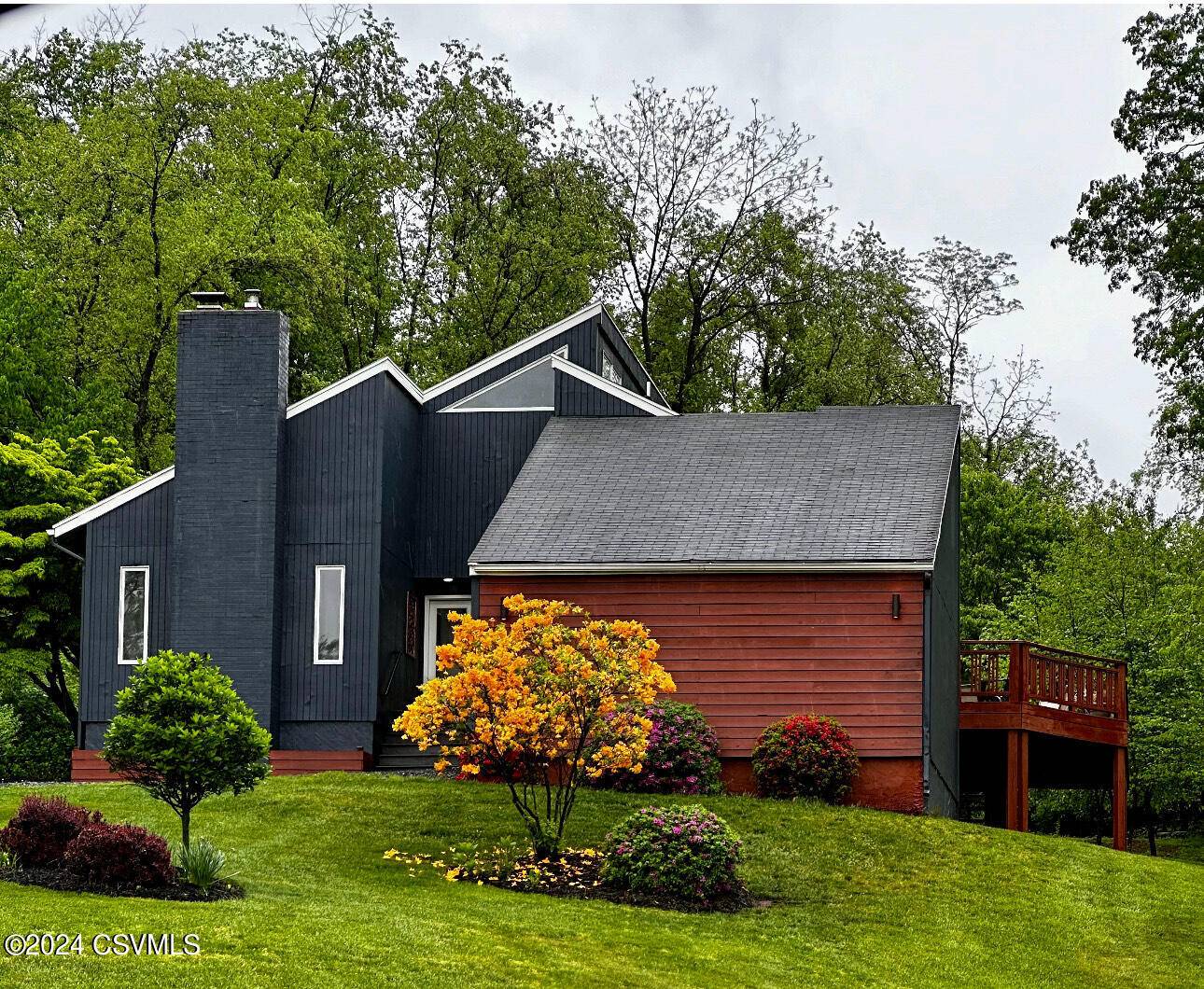 66 WEDGEWOOD GDNS, Lewisburg, PA 17837