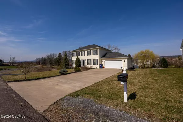 Danville, PA 17821,976 SABRA WAY