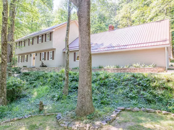 Bloomsburg, PA 17815,1315 SASSAFRAS ST
