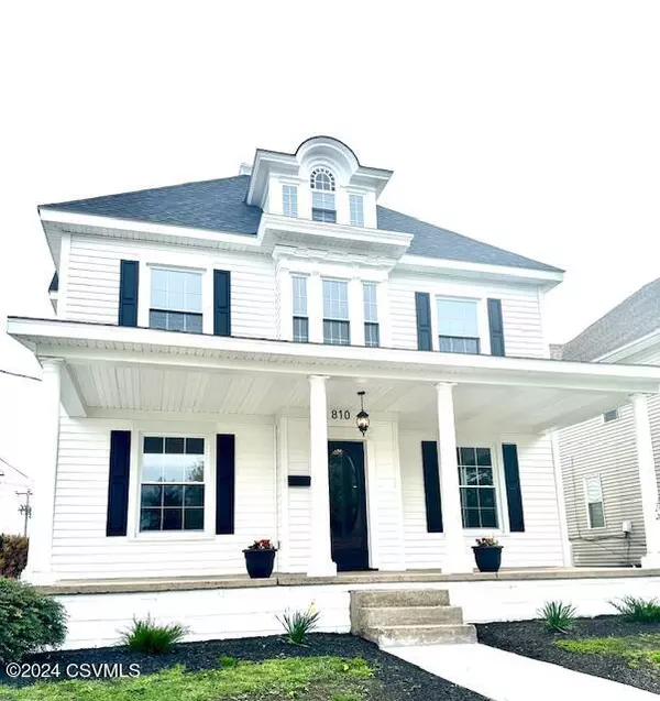 810 N MARKET ST, Berwick, PA 18603