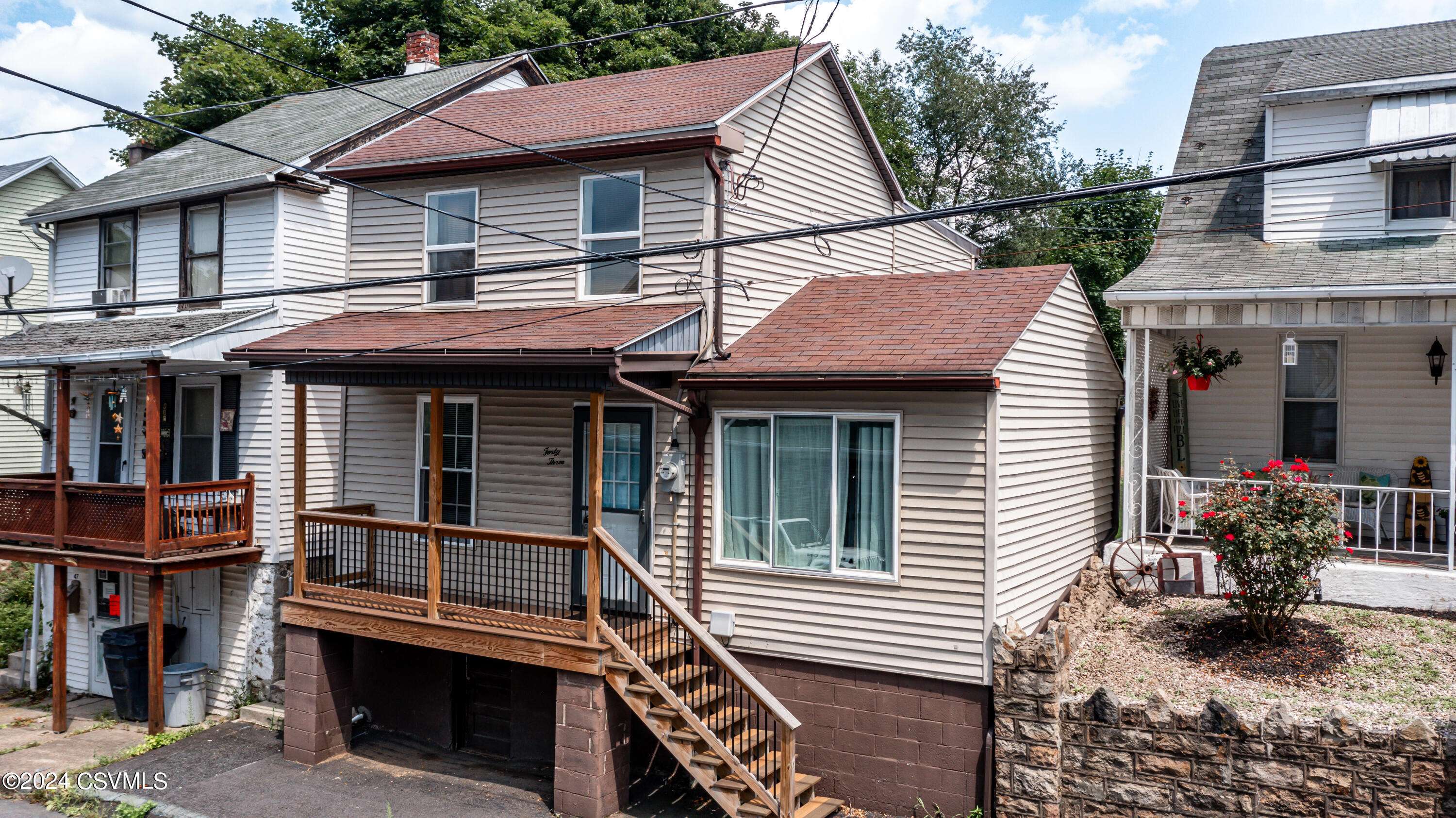 43 N SHERIDAN ST, Coal Township, PA 17866
