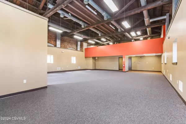 Bloomsburg, PA 17815,158 E 9TH ST