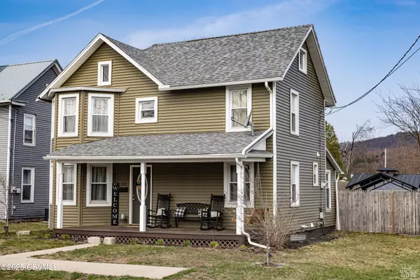 243 DUVAL ST, Berwick, PA 18603