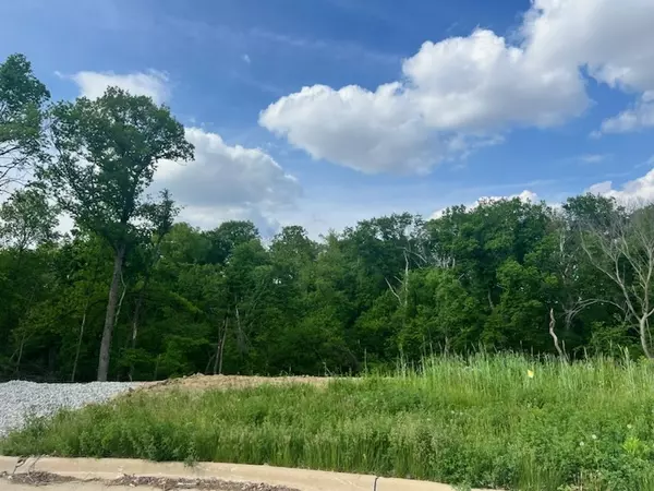 Hiawatha, IA 52233,3056 Forrest Hill CT