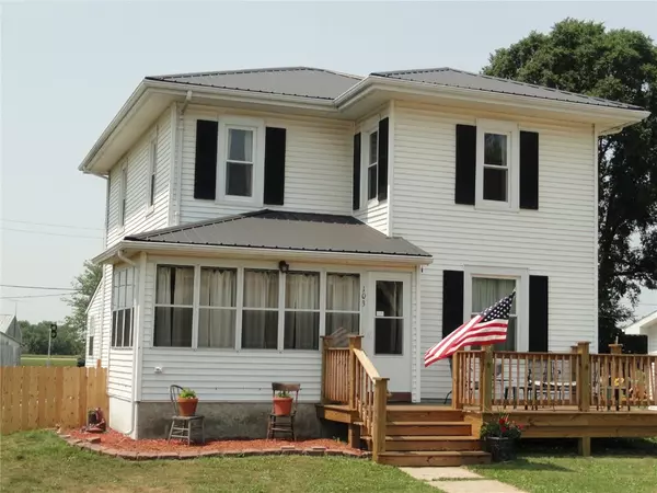 103 Rohrback ST, Morley, IA 52312