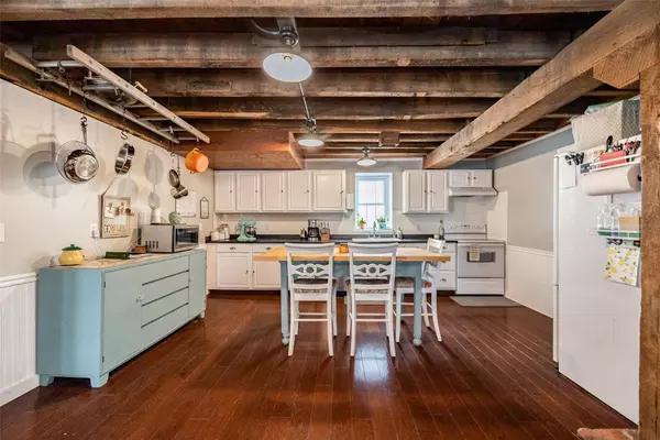 South Amana, IA 52334,1603 4th AVE