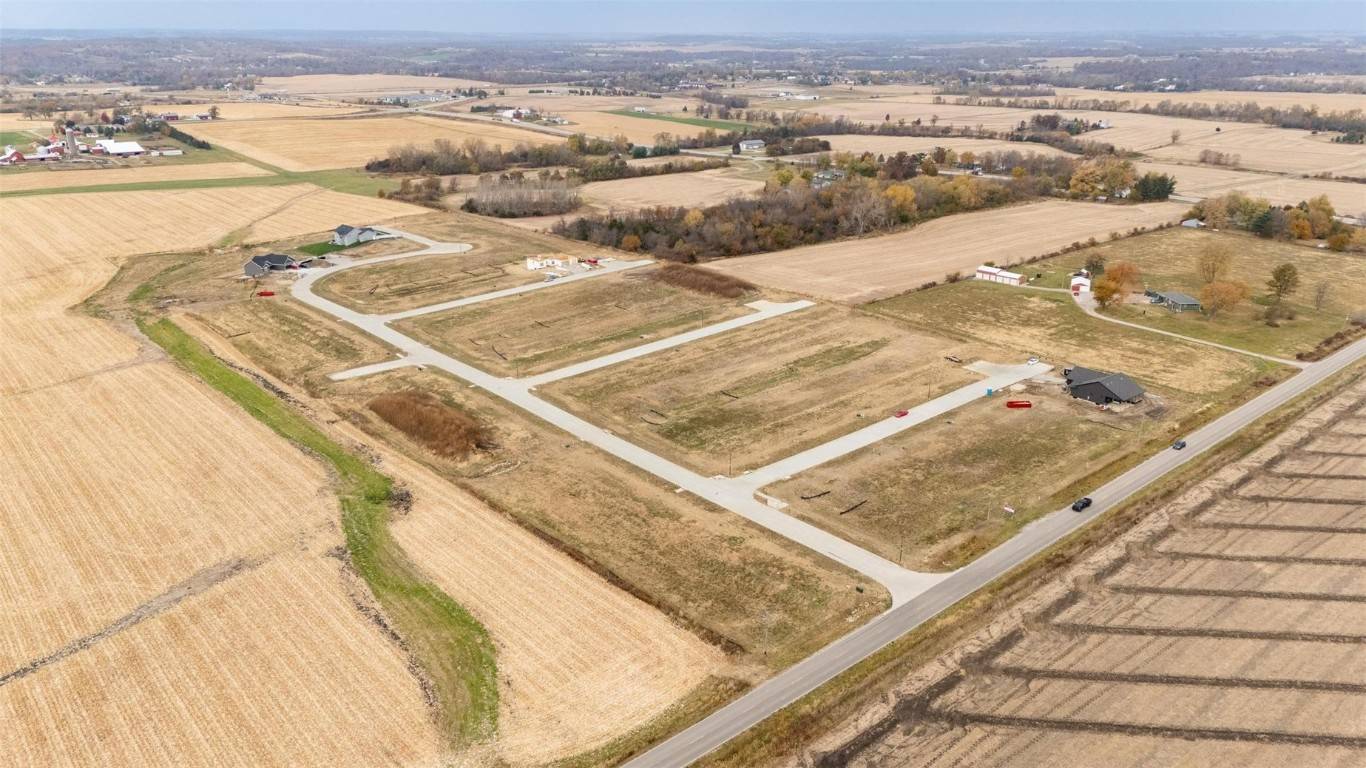 Lot 13 Center CT, Robins, IA 52328