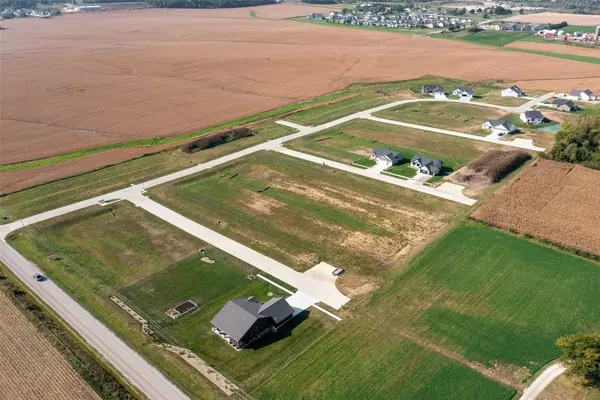 Robins, IA 52328,3329 Country CT