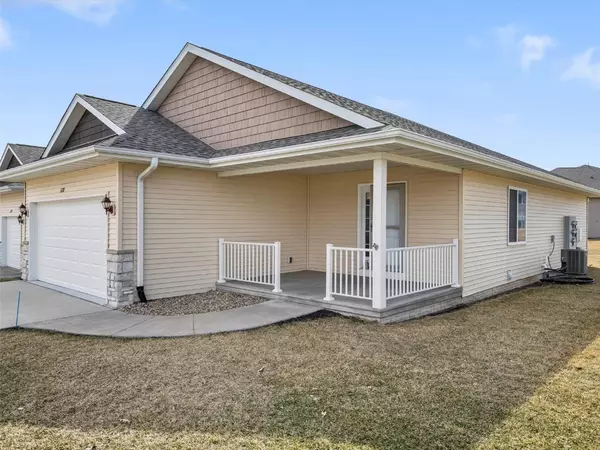 Cedar Rapids, IA 52404,6357 Muirfield DR SW