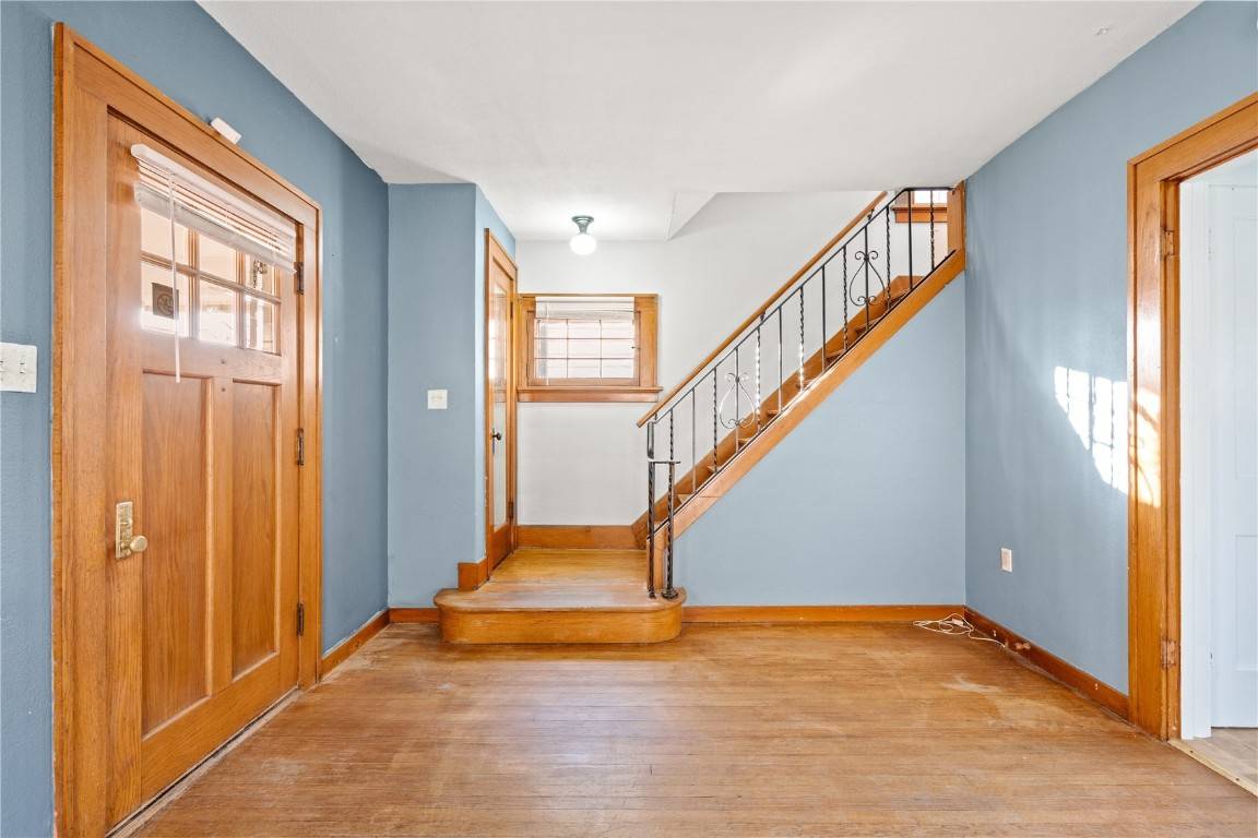 Cedar Rapids, IA 52403,1524 7th AVE SE