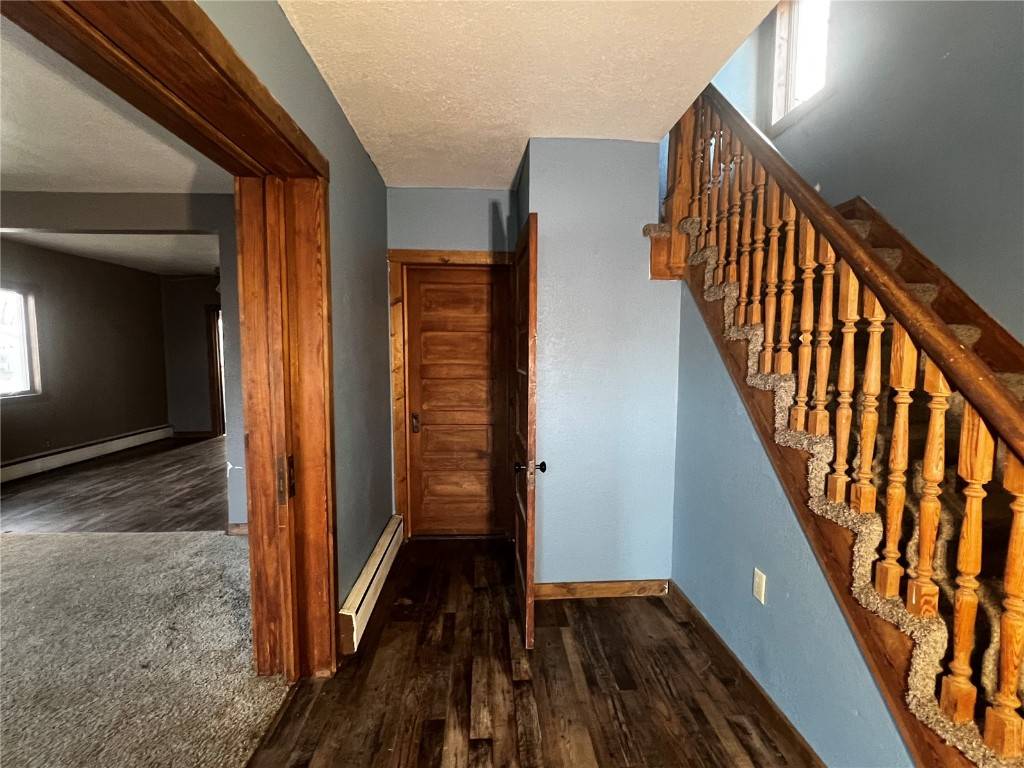 Vinton, IA 52349,1202 3rd AVE