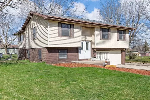 Center Point, IA 52213,1300 Park AVE