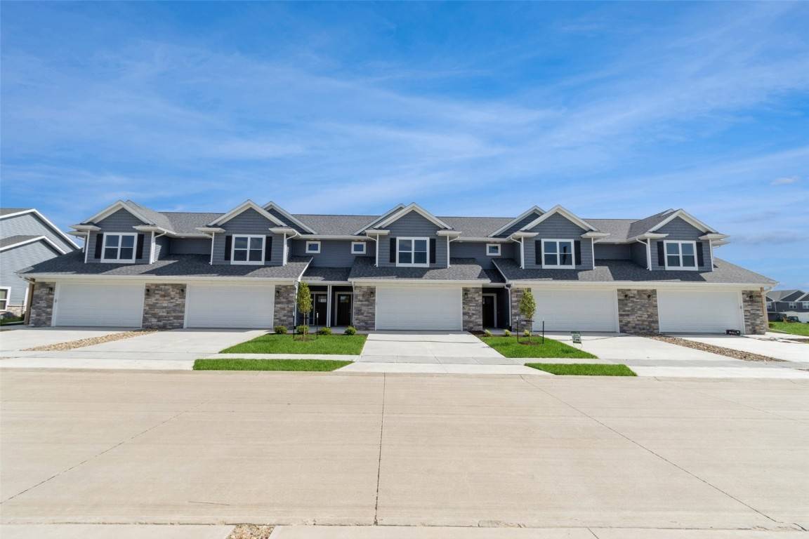 North Liberty, IA 52317,2238 Eversull LN