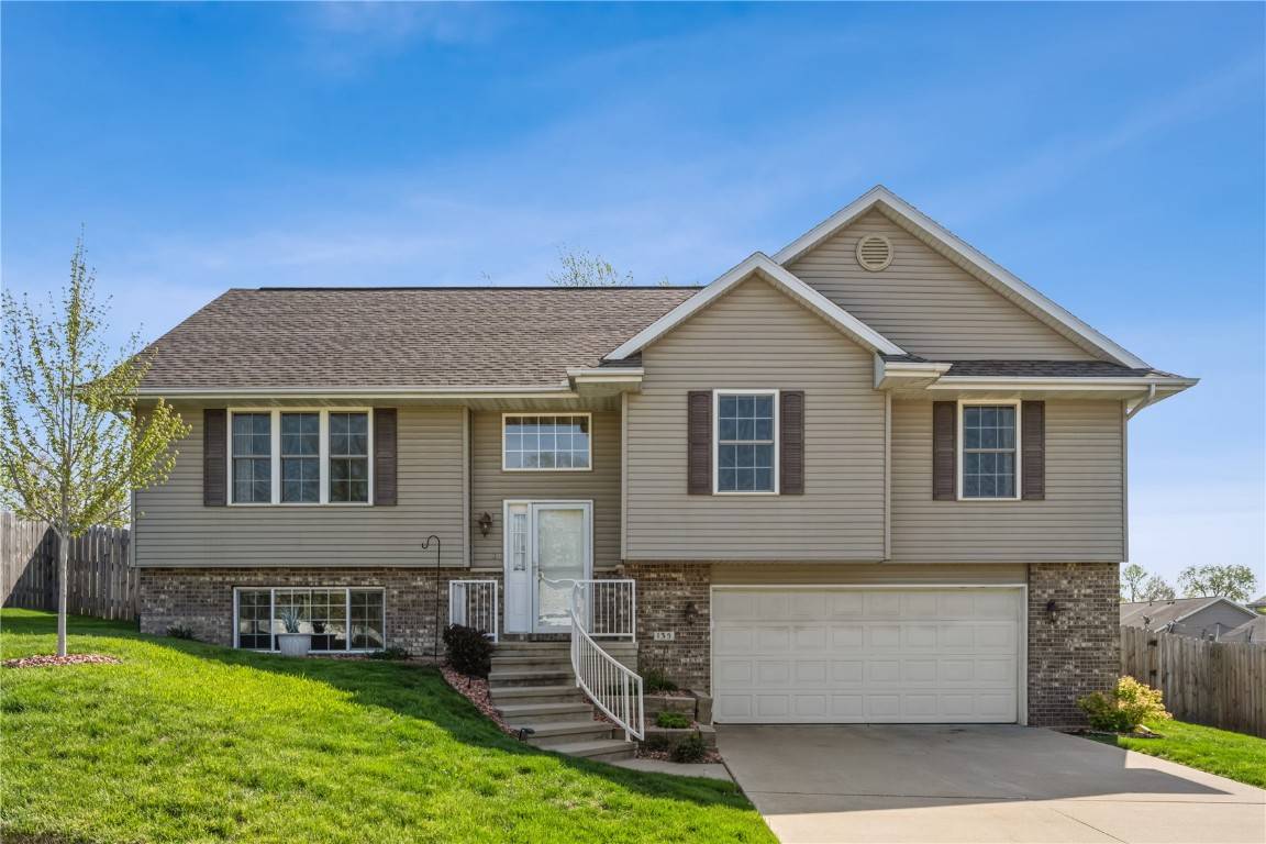 135 Jacob CT NW, Cedar Rapids, IA 52405