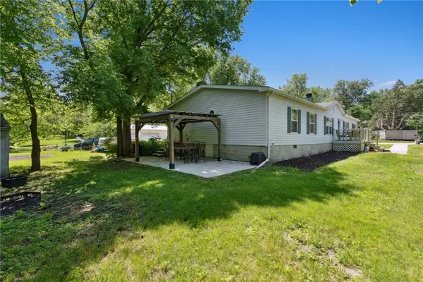 Mt Vernon, IA 52314,305 4th Street SE