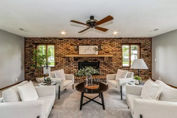 Hills, IA 52235,303 2nd ST