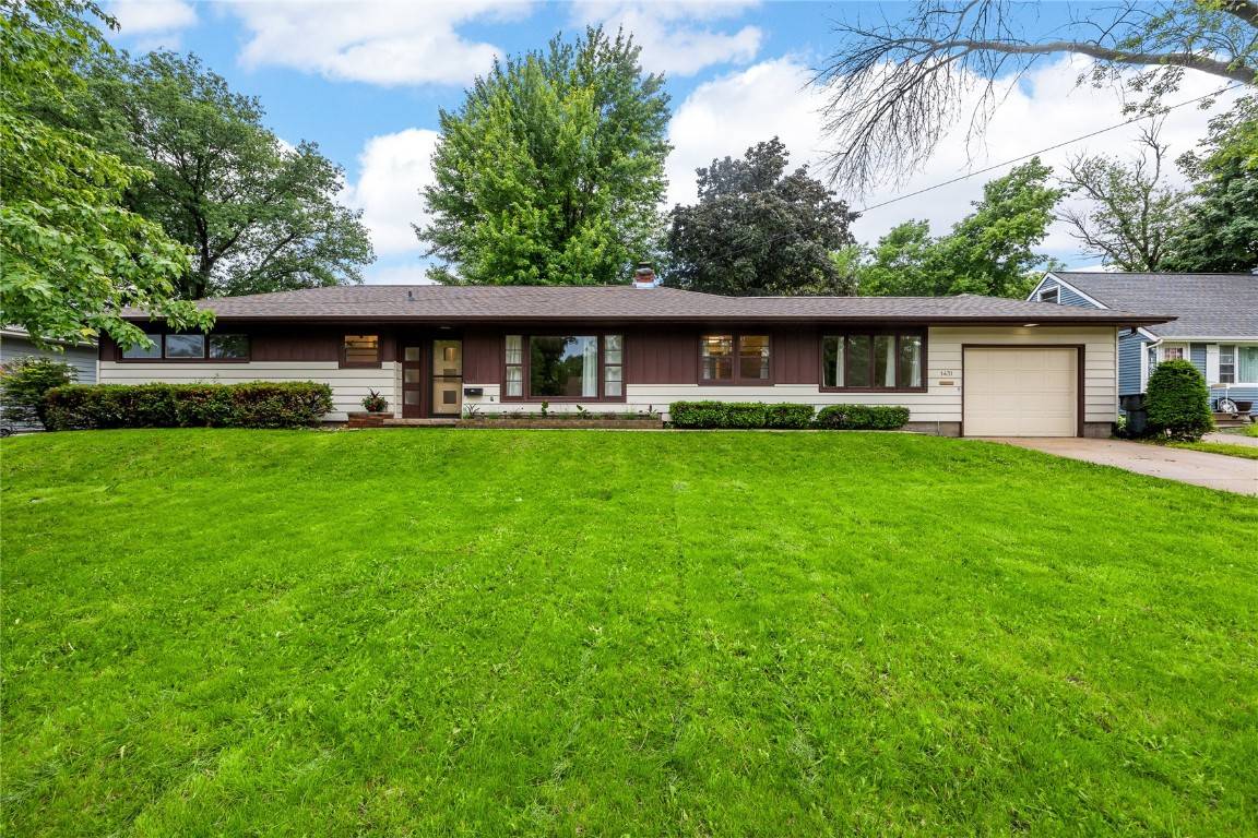 Cedar Rapids, IA 52402,1431 29th ST NE