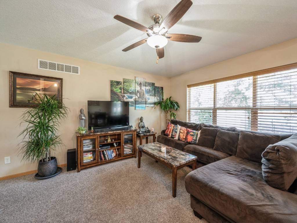 Cedar Rapids, IA 52405,1634 8th ST NW