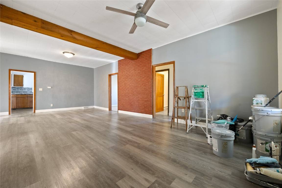 316 5th AVE, Clarence, IA 52216