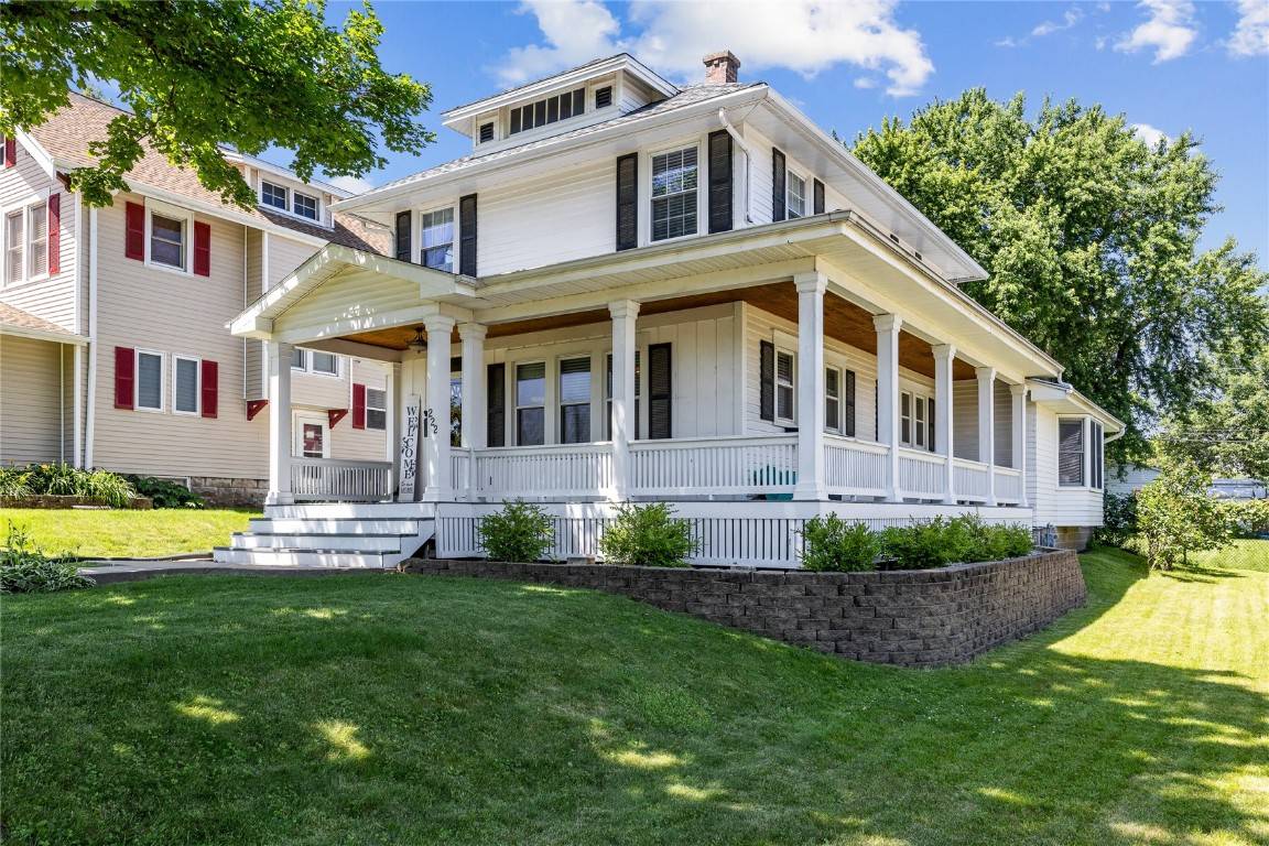 222 Johnson AVE NW, Cedar Rapids, IA 52405