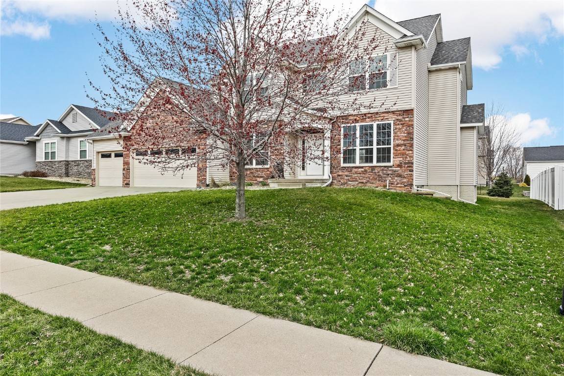 Marion, IA 52302,1324 Lindenbrook LN
