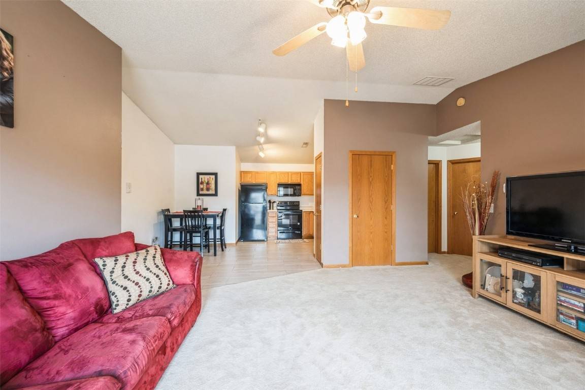 Cedar Rapids, IA 52404,3060 Wilson AVE SW #10