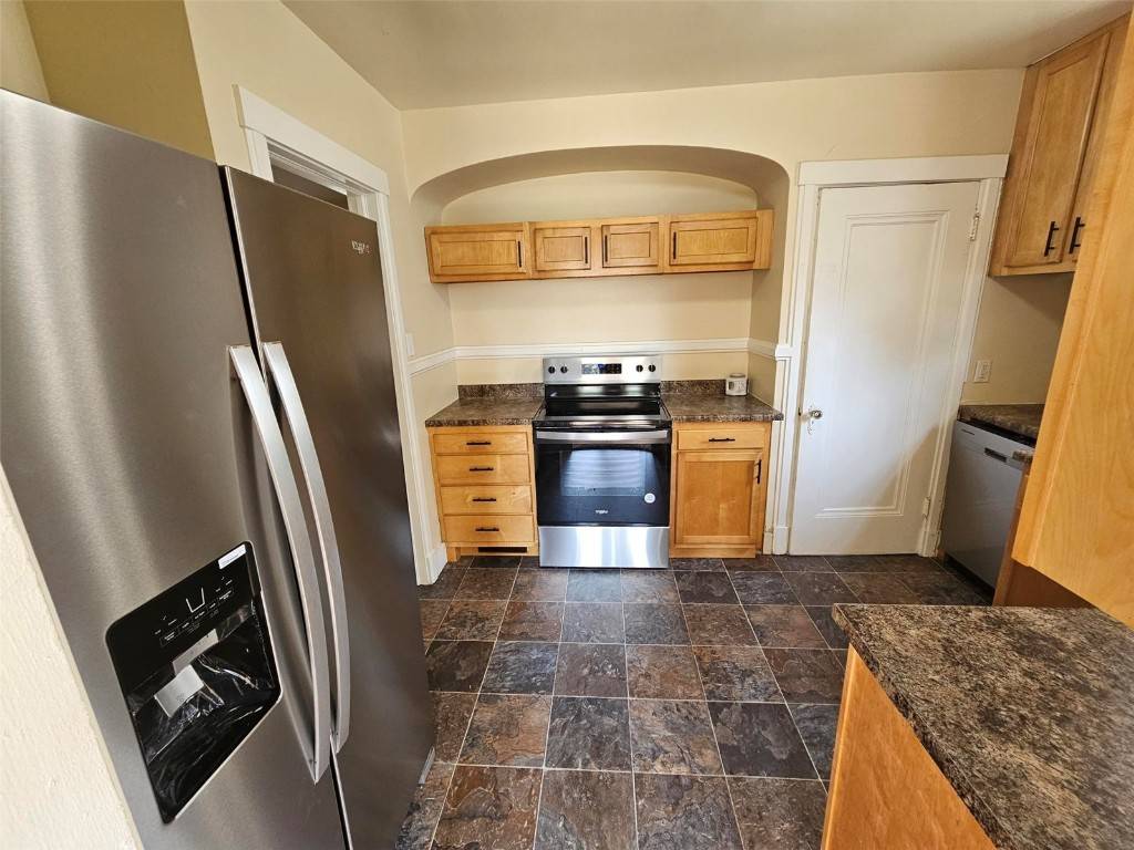 Cedar Rapids, IA 52402,2526 1st AVE NE