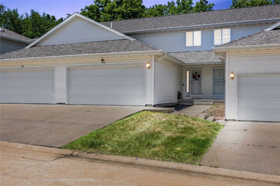 3543 Stoney Point RD SW, Cedar Rapids, IA 52404