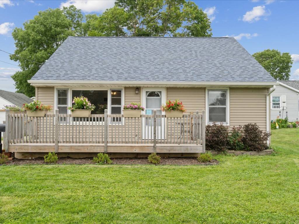 232 20th St. NW, Cedar Rapids, IA 52405