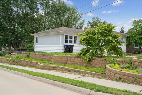 Coralville, IA 52241,619 9th AVE