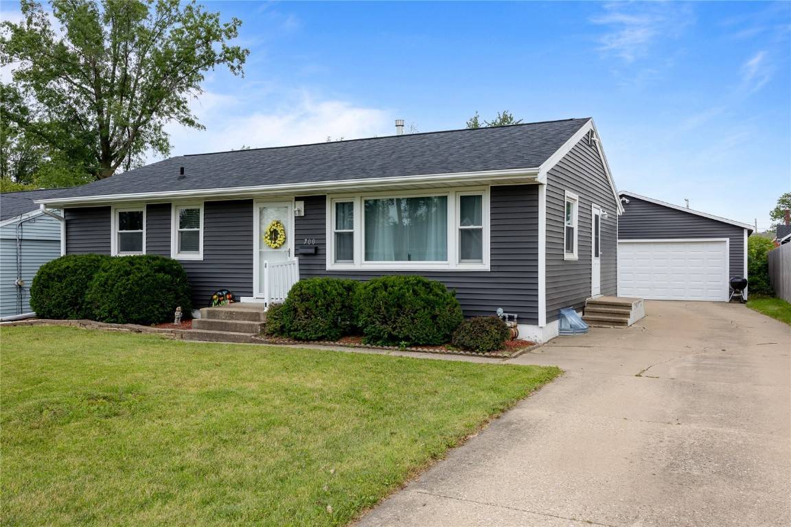 Cedar Rapids, IA 52403,700 Grant Wood DR SE