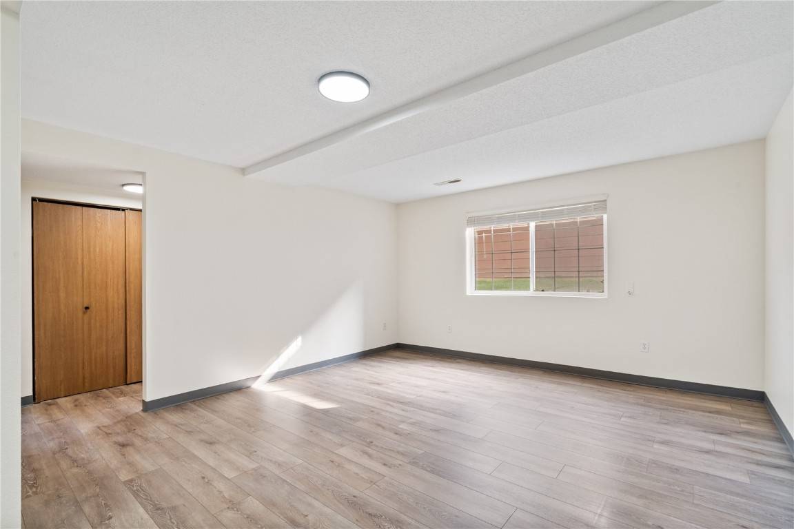 Coralville, IA 52241,930a Boston WAY #4