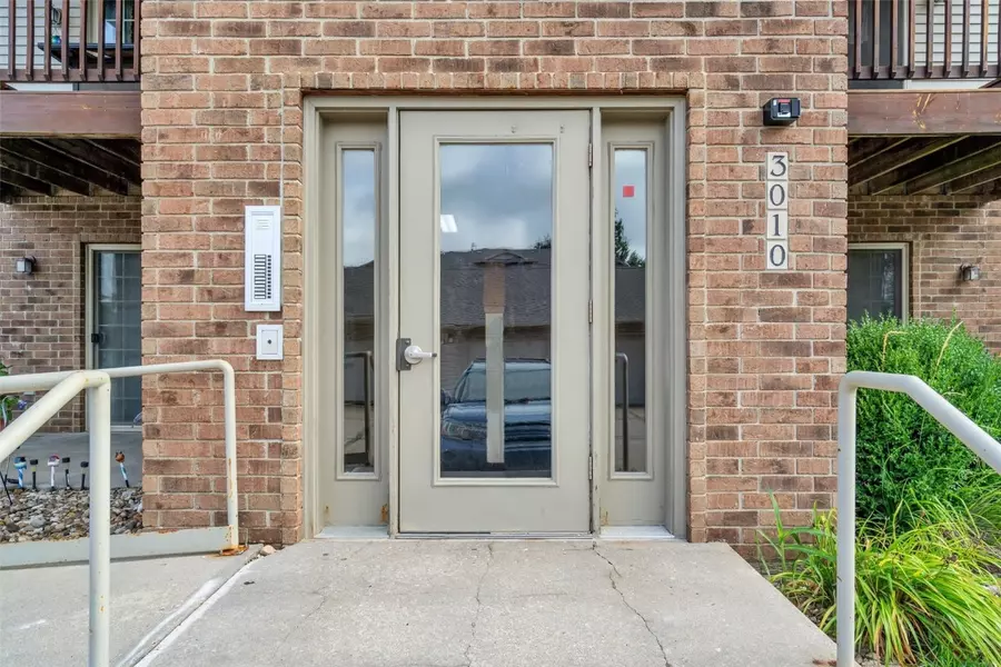 3010 Wilson AVE SW #5, Cedar Rapids, IA 52404