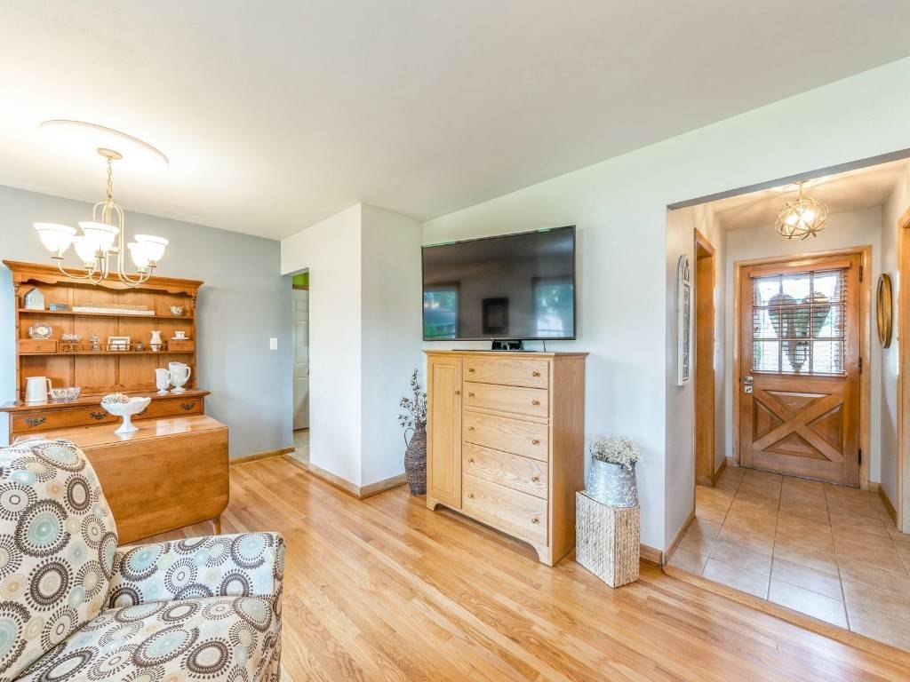Cedar Rapids, IA 52403,3221 Iowa AVE SE