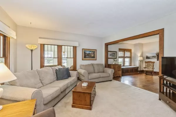 Marengo, IA 52301,496 E Hilton ST