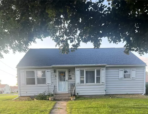 Vinton, IA 52349,513 W 14th
