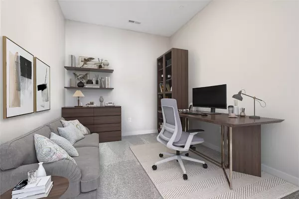 Coralville, IA 52241,1920 Country Club DR #109