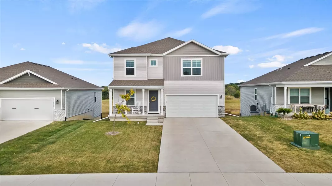 3161 Scanlon Farms RD, Coralville, IA 52241