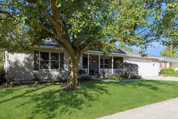 Williamsburg, IA 52361,104 Bedford RD