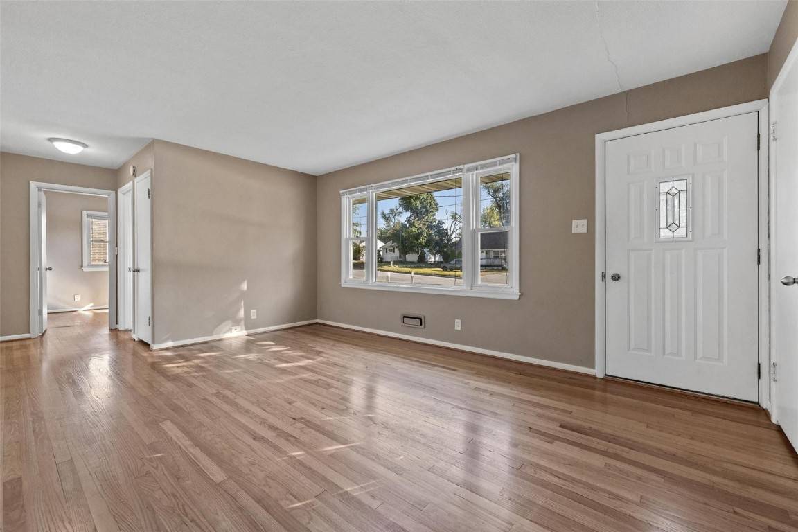 Cedar Rapids, IA 52403,659 34th ST SE