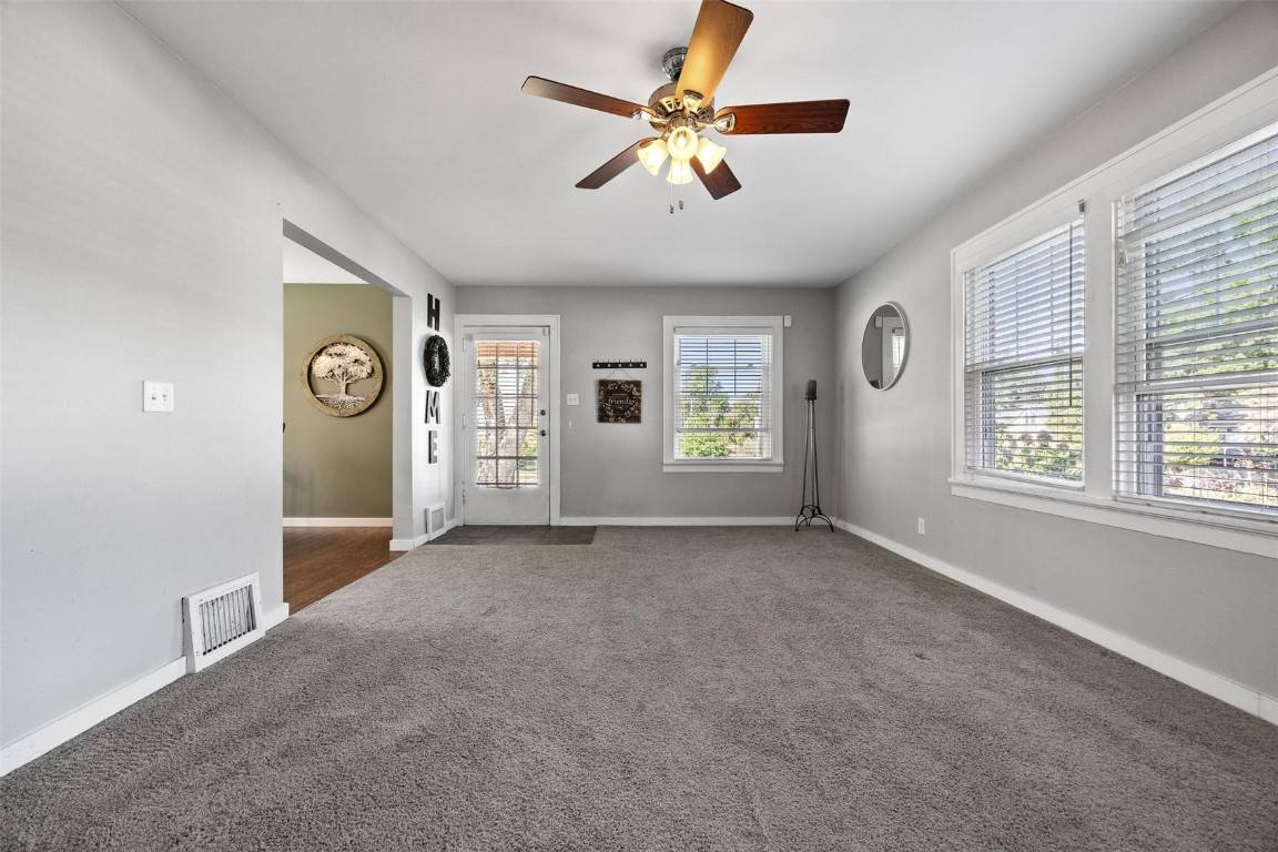 Cedar Rapids, IA 52403,2053 Linn BLVD SE