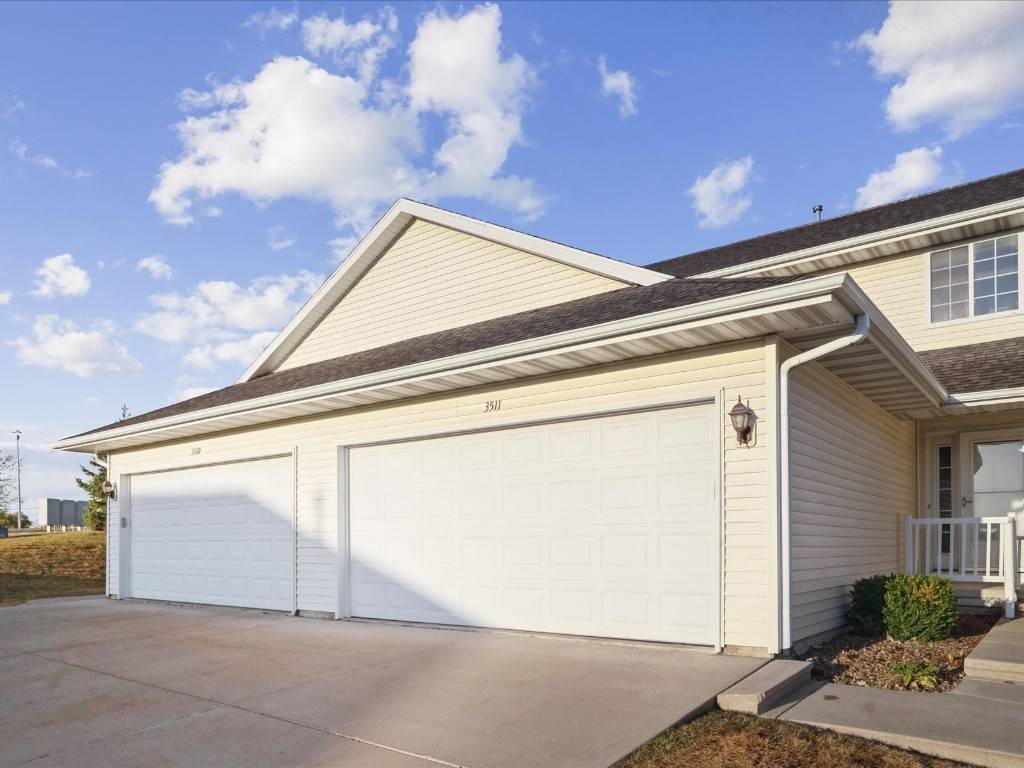 Cedar Rapids, IA 52404,3511 Stoney Point Rd SW