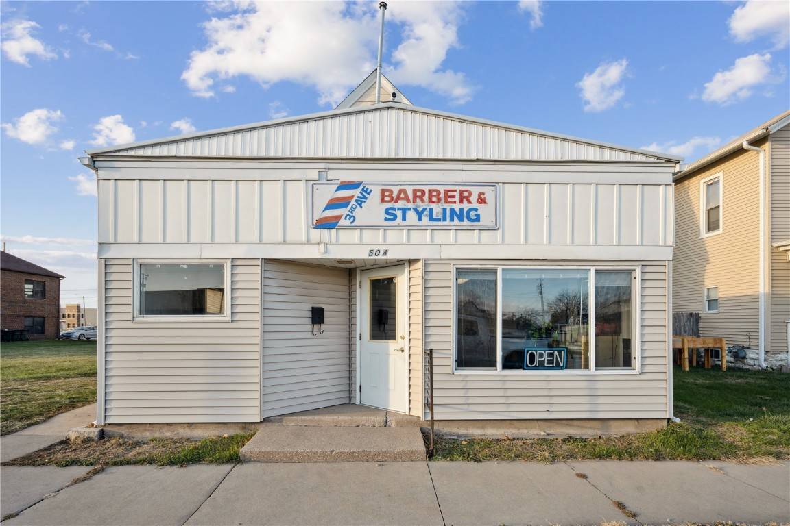 508 3rd AVE SW, Cedar Rapids, IA 52407
