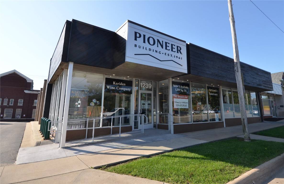 1229-1245 1st AVE SE, Cedar Rapids, IA 52403