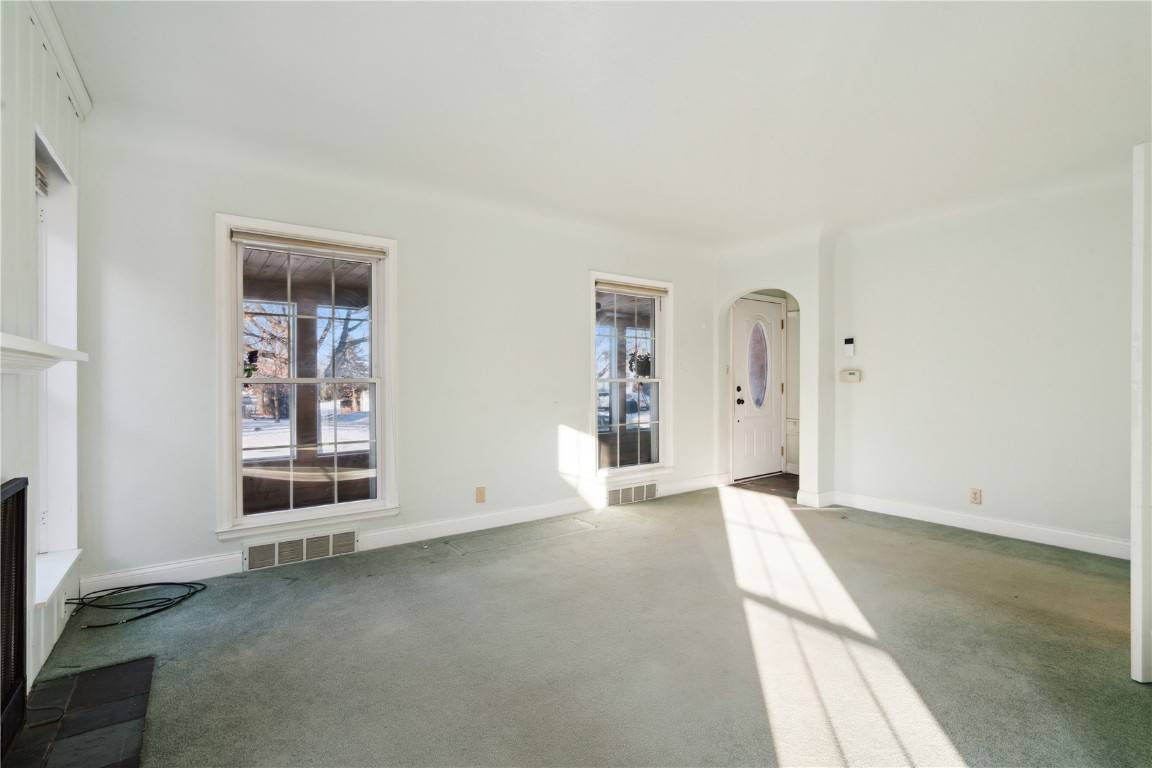 Cedar Rapids, IA 52402,1440 Wildwood DR NE