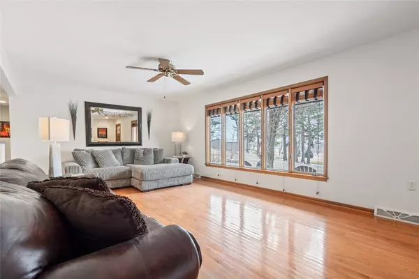 Williamsburg, IA 52361,801 Madison ST